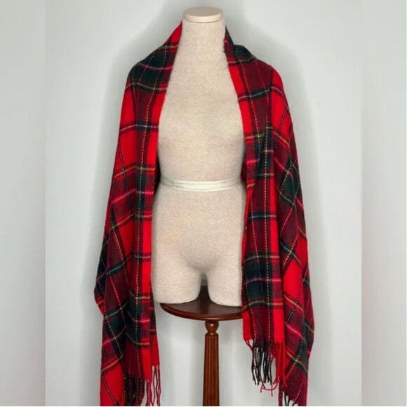 Two Plaid Fringed Scarves/Wraps - Picture 4 of 8